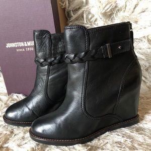 Black leather booties - Johnston & Murphy